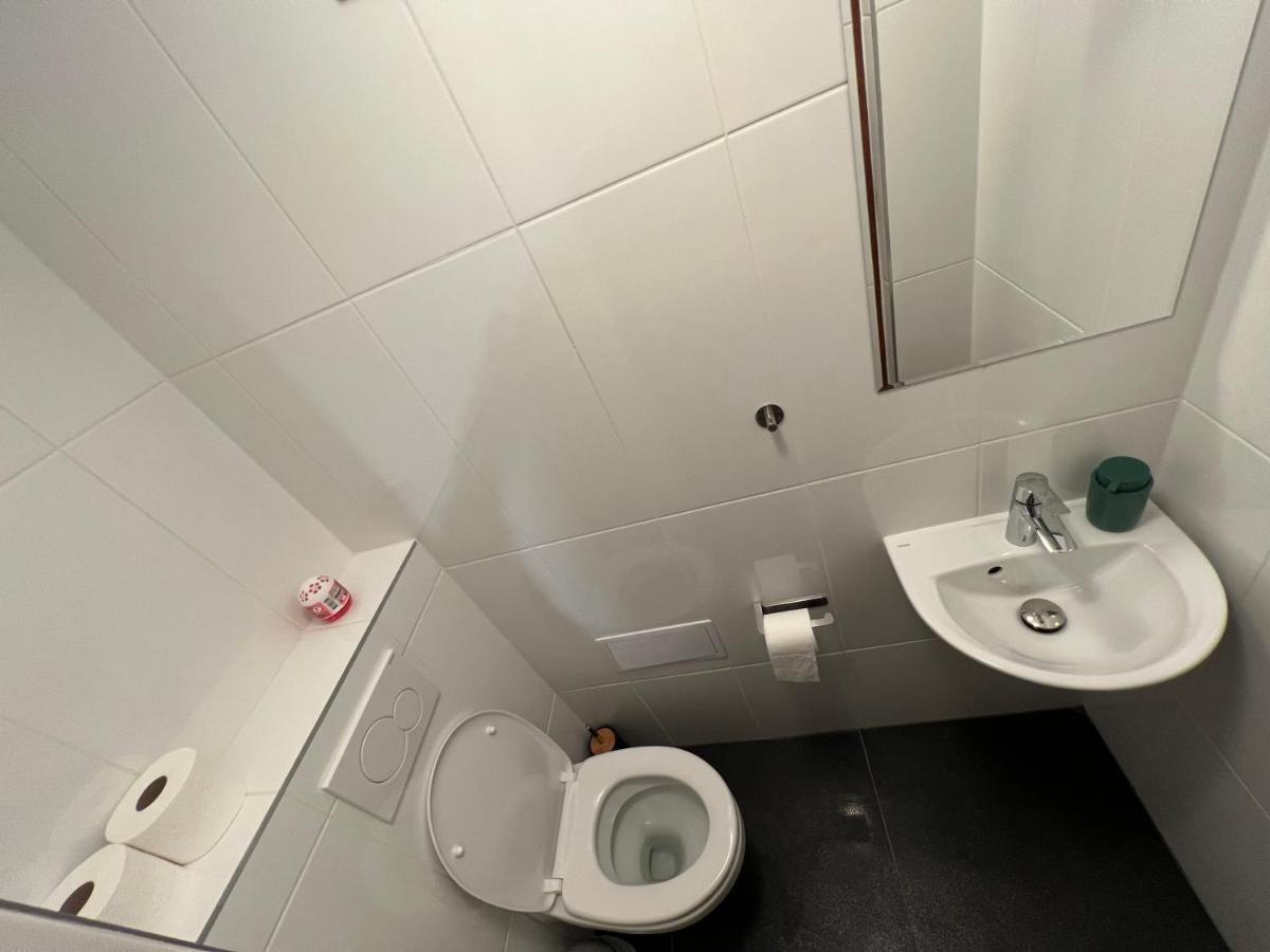 Hostel Do-Re-Mi Prag Dış mekan fotoğraf
