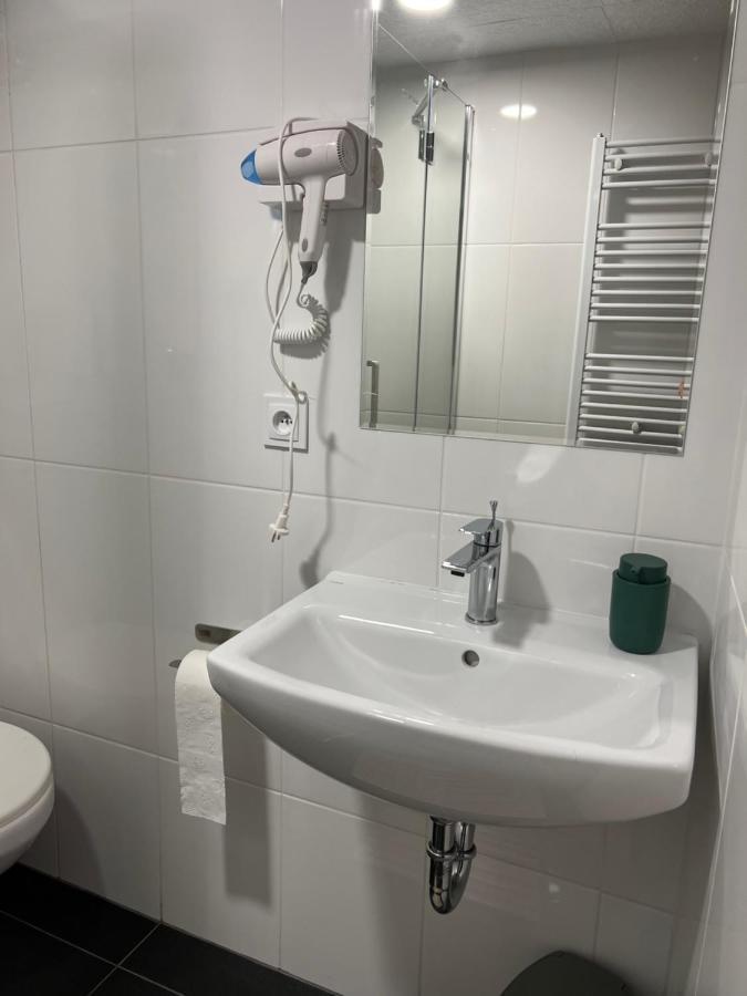 Hostel Do-Re-Mi Prag Dış mekan fotoğraf